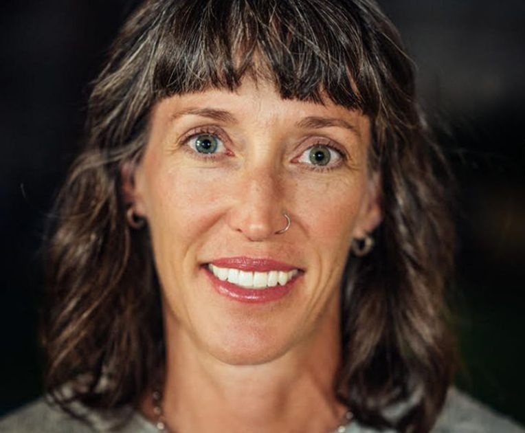 Jennifer Watt headshot image