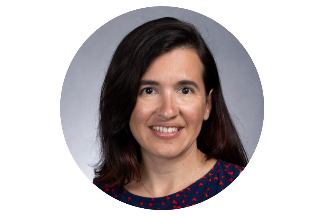 Carla Lacerda headshot image